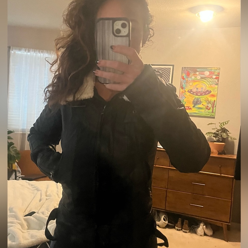 Bishop and young Black faux leather jacket with fur collar size medium